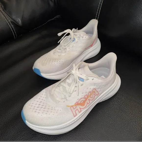 Hoka Mach 6 Size 7.5 - Picture 2 of 4